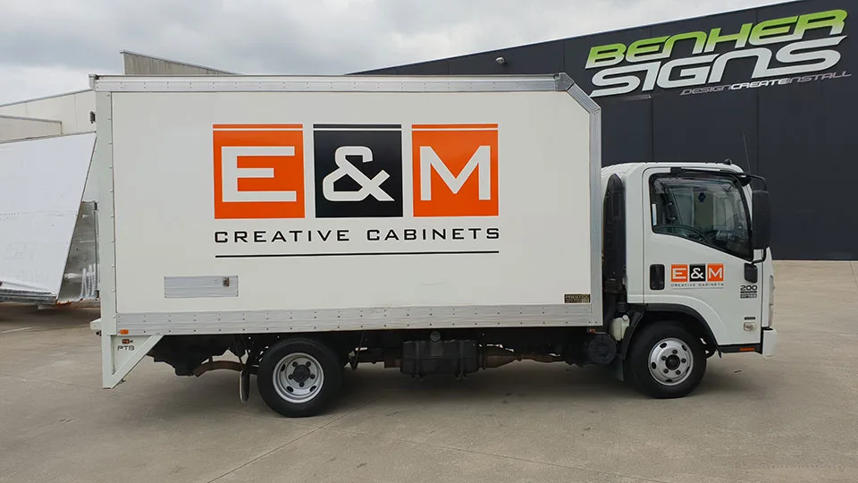 e-and-m-truck Professional Truck Signage | BENHER Melbourne - BENHER
